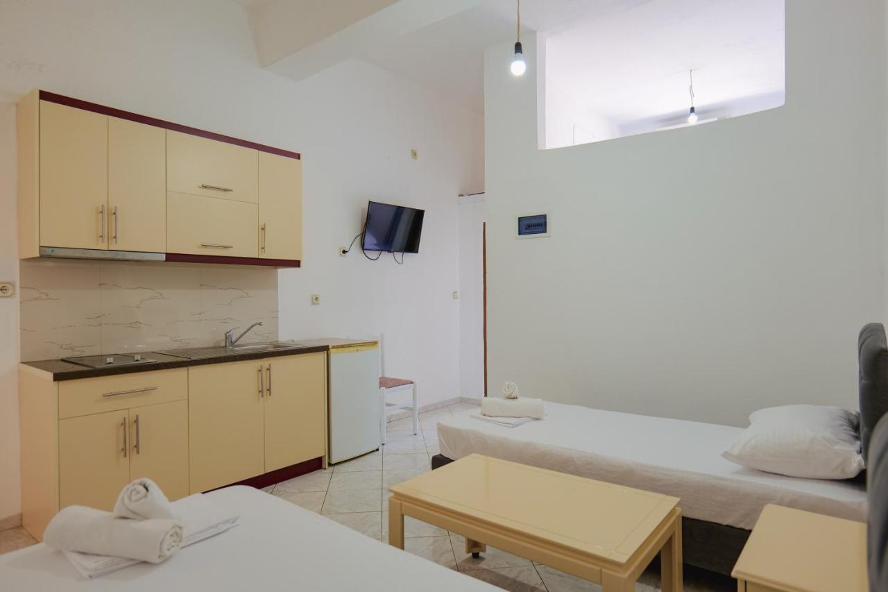Hotel Casamia Saranda Extérieur photo