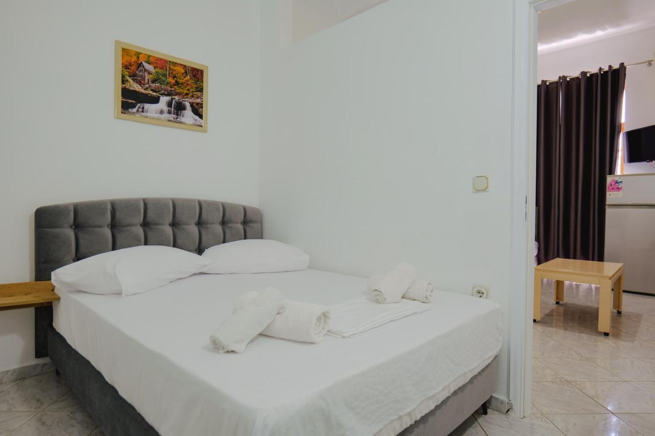 Hotel Casamia Saranda Extérieur photo