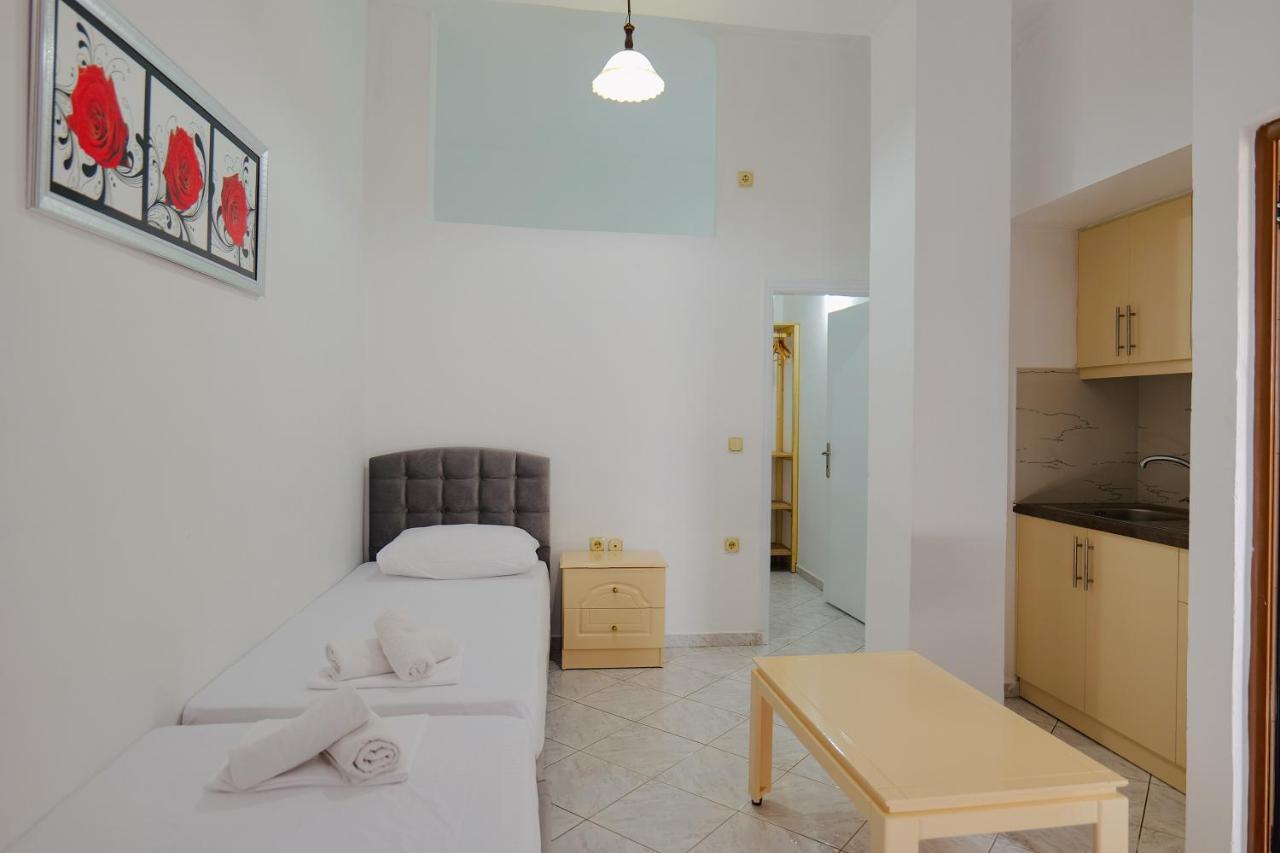 Hotel Casamia Saranda Extérieur photo