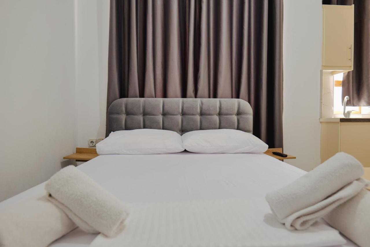 Hotel Casamia Saranda Extérieur photo